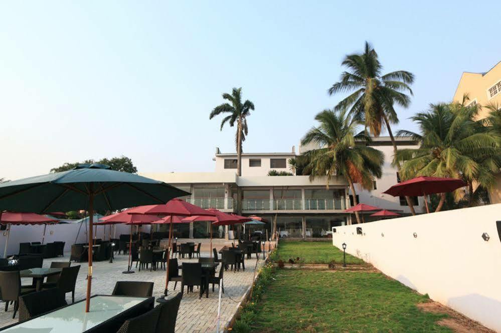 Tivoli Hotel Seafront Ikoyi Aliayabiagba Екстериор снимка