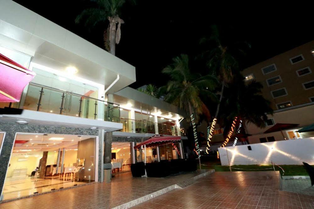 Tivoli Hotel Seafront Ikoyi Aliayabiagba Екстериор снимка